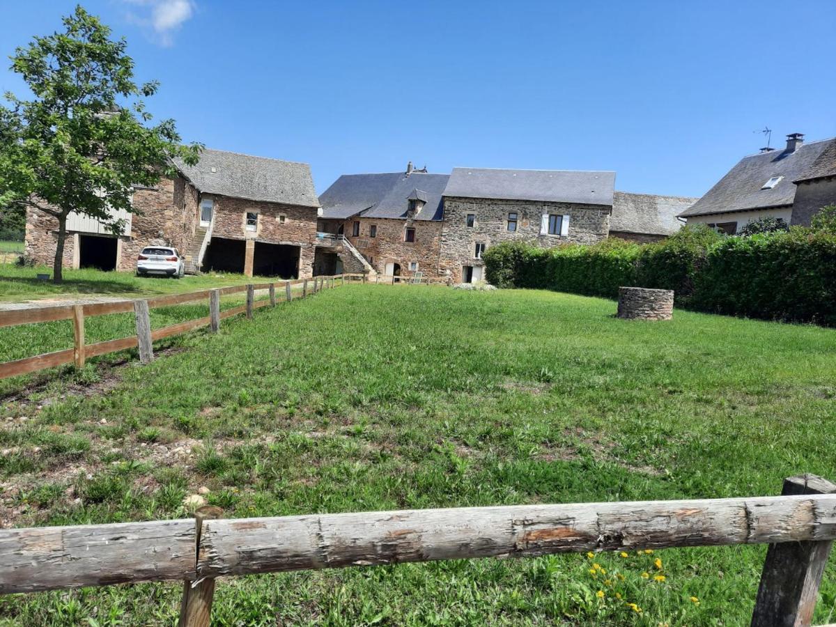 Les Gites De La Bouldoire Le Marronnier Rignac  Екстериор снимка